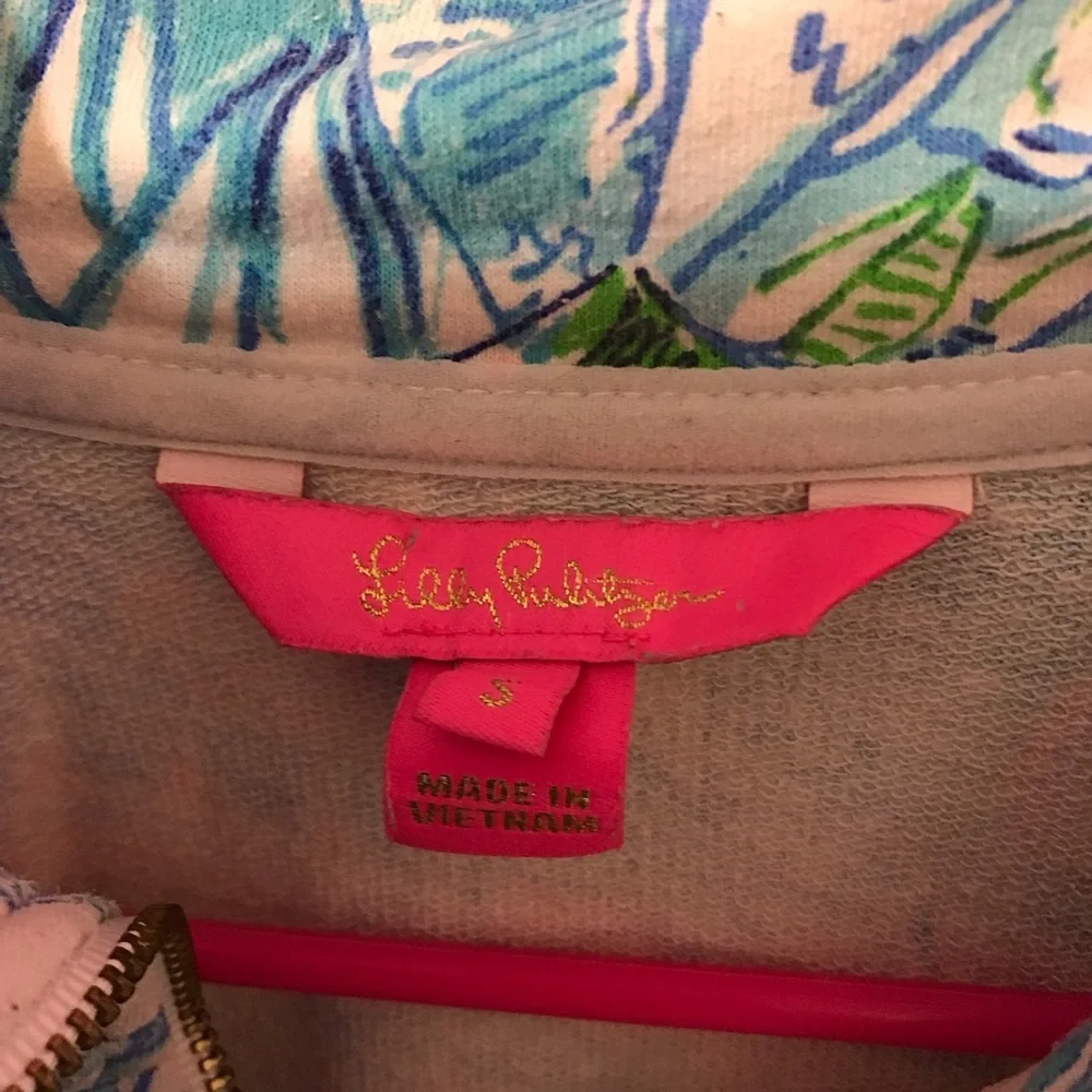 Lilly Pulitzer Popover Skipper in Wish You Were Here size small - Picture 2 of 6